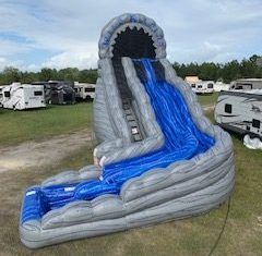 22ft wild rapids slide with pool